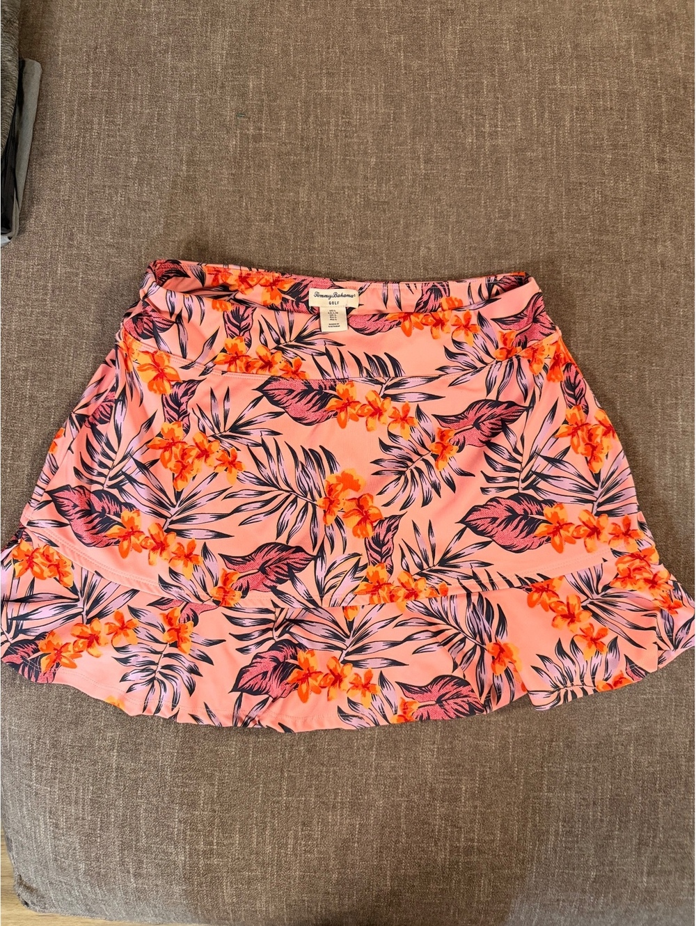 Tommy Bahama women's pink floral skort